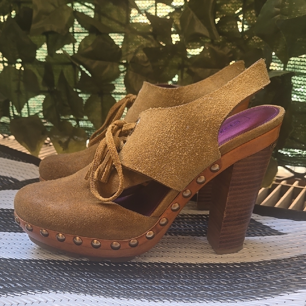 Coach Poppy Suede Lace-Up Platform